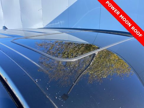 Certified 2023 Toyota Highlander XSE image 5