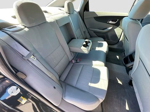 Used 2014 Chevrolet Impala LS image 23