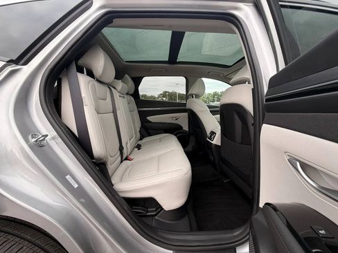 Used 2024 Hyundai Tucson Limited AWD/4WD image 16