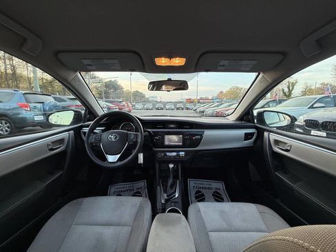 Used 2016 Toyota Corolla LE image 7