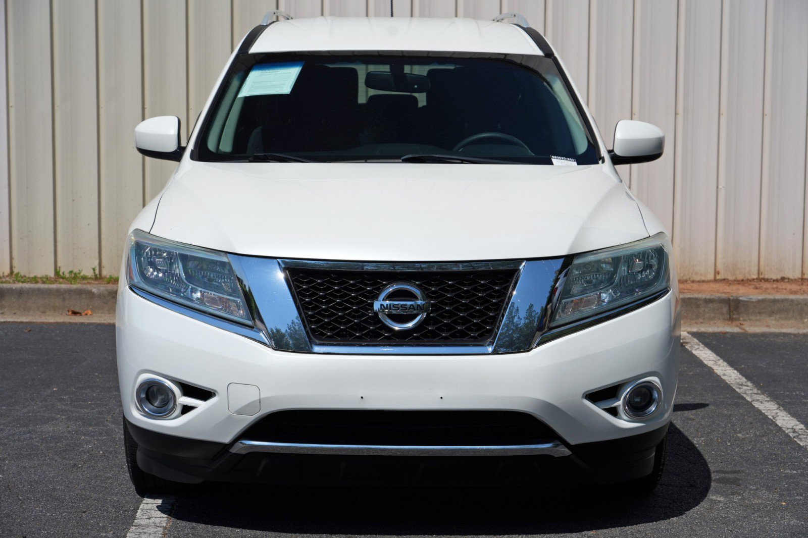 Used 2015 Nissan Pathfinder SV w/ Trailer Tow Package FWD image 43