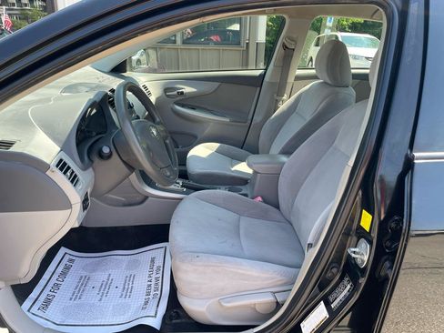 Used 2010 Toyota Corolla CE FWD image 11