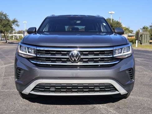 Certified 2023 Volkswagen Atlas Cross Sport SE image 2
