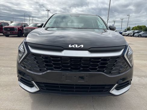 Used 2023 Kia Sportage EX image 8