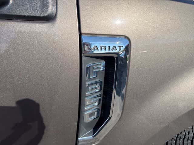 Used 2018 Ford F350 Lariat w/ Lariat Ultimate Package AWD/4WD image 3