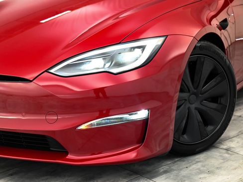 Used 2023 Tesla Model S Standard Range AWD/4WD image 41
