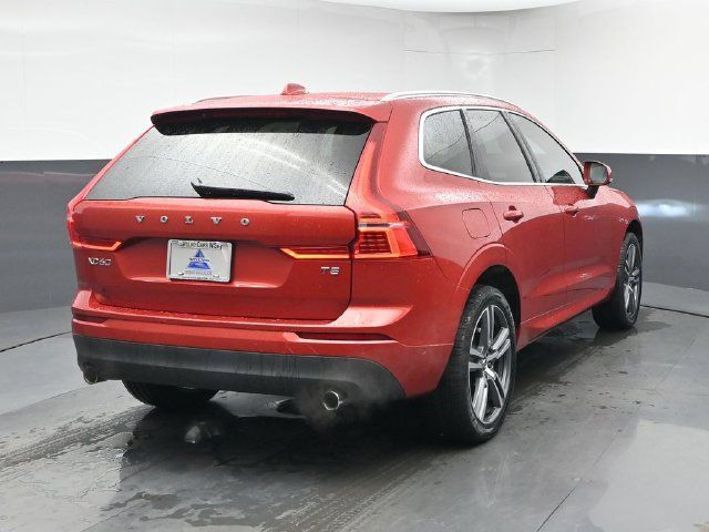 Used 2019 Volvo XC60 T5 Momentum w/ Multimedia Package FWD image 8