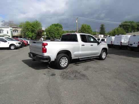 Used 2022 Chevrolet Silverado 1500 W/T w/ WT Value Package AWD/4WD image 37