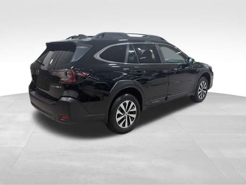 Used 2024 Subaru Outback Premium AWD/4WD image 26