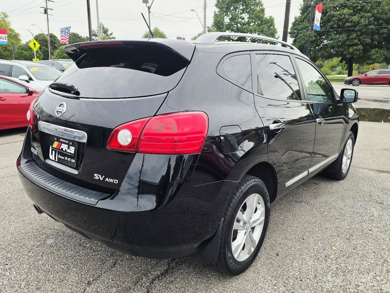 Used 2013 Nissan Rogue SV w/ Premium Pkg AWD/4WD image 5