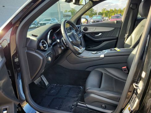 Used 2019 Mercedes-Benz GLC 300 image 15