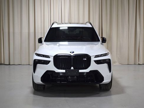 Used 2026 BMW X7 M60i image 7