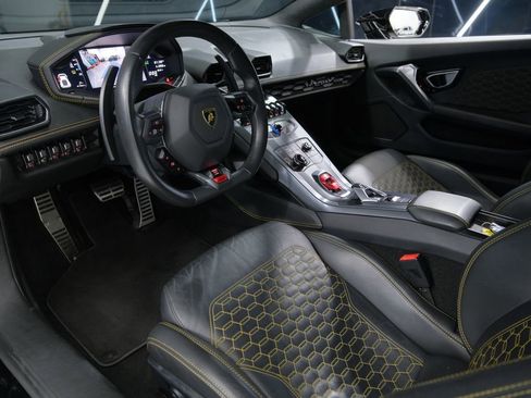 Used 2019 Lamborghini Huracan LP 580-2 image 36