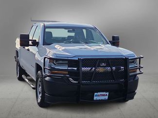 Used 2018 Chevrolet Silverado 1500 W/T w/ Trailering Package AWD/4WD video 3