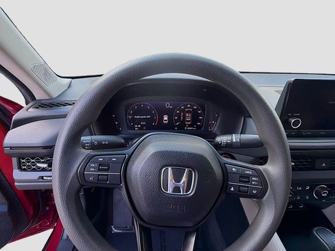 Used 2023 Honda Accord EX image 11