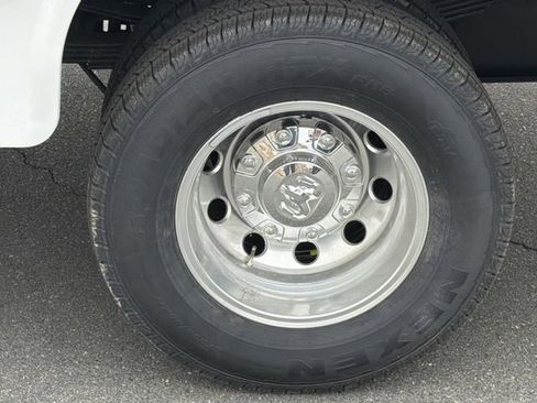 New 2026 RAM 3500 Tradesman w/ Chrome Appearance Group AWD/4WD image 18