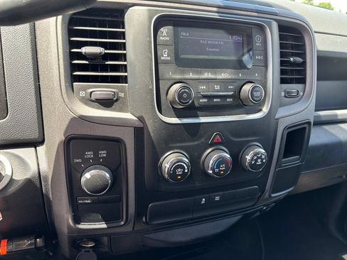 Used 2018 RAM 1500 ST w/ SXT Appearance Group AWD/4WD image 22