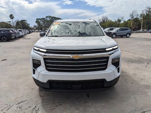 Used 2024 Chevrolet Traverse LT w/ LPO, Floor Liner Package image 3