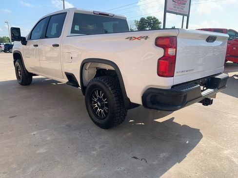 Used 2024 Chevrolet Silverado 2500 W/T AWD/4WD image 4