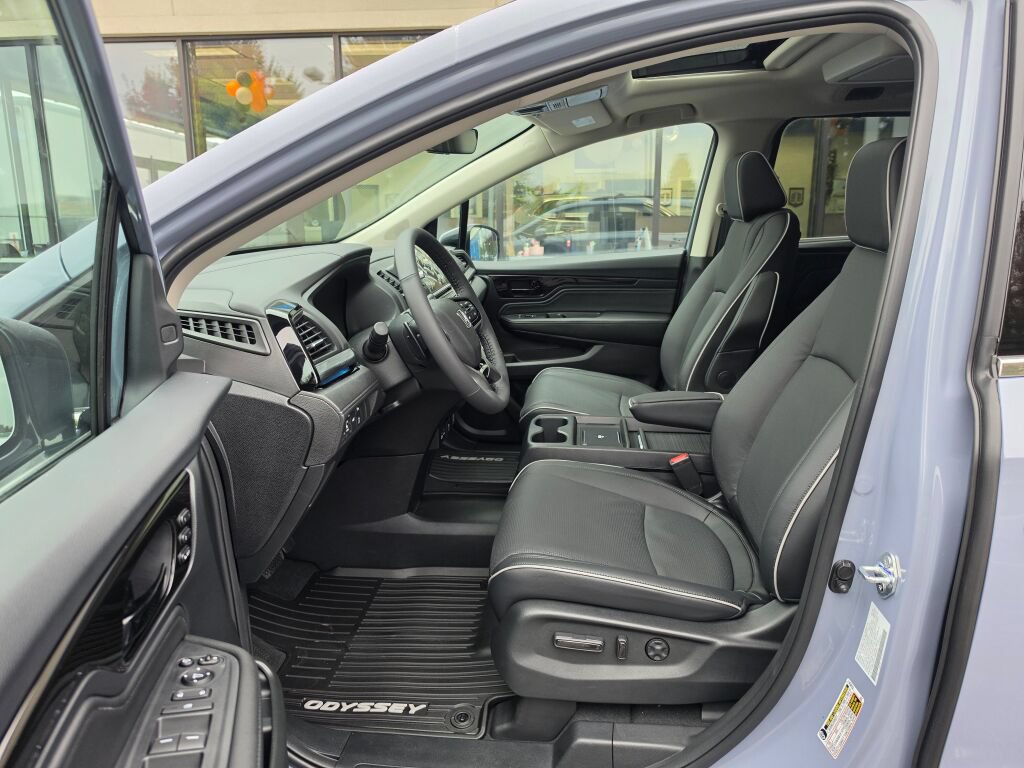 New 2027 Honda Odyssey Elite image 18