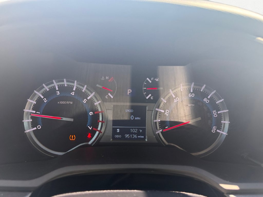 Used 2018 Toyota 4Runner SR5 Premium AWD/4WD image 20