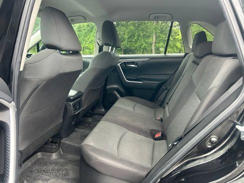 Used 2023 Toyota RAV4 AWD Hybrid image 21