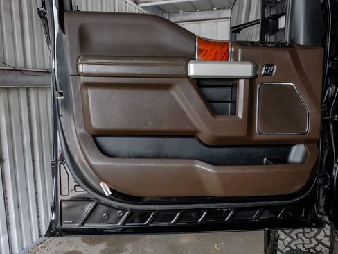 Used 2018 Ford F250 King Ranch w/ King Ranch Ultimate Package image 33