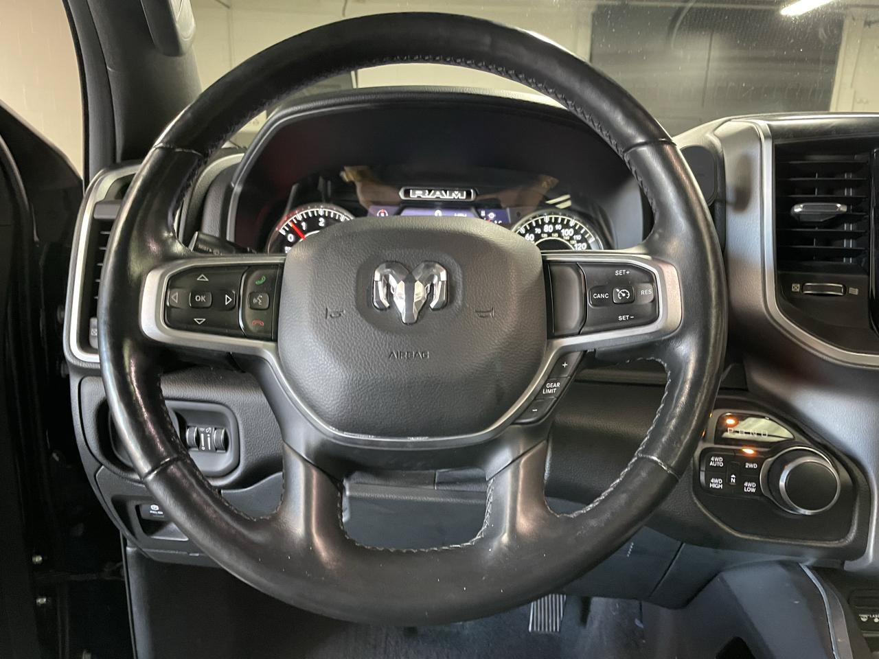 Used 2019 RAM 1500 Big Horn AWD/4WD image 19