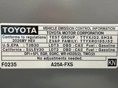 Used 2026 Toyota Sienna XLE Woodland Edition AWD/4WD image 71