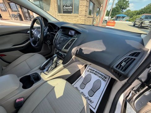 Used 2012 Ford Focus SEL FWD image 13