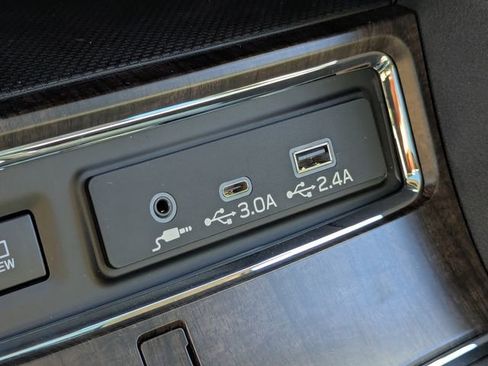 New 2026 Subaru Ascent Touring w/ Popular Package #2 image 25