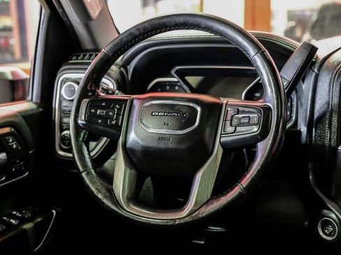 Used 2022 GMC Sierra 2500 Denali image 18