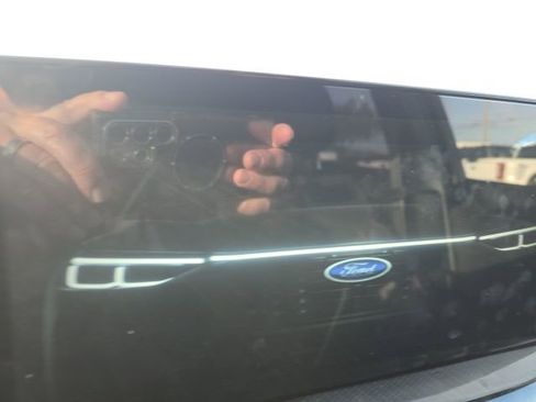 Used 2024 Ford Escape ST-Line Select w/ Tech Pack #2 image 11