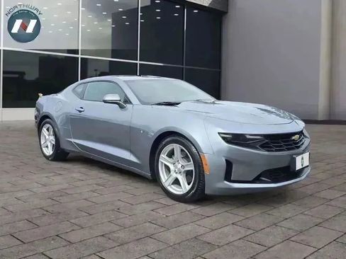 Used 2022 Chevrolet Camaro LT image 7