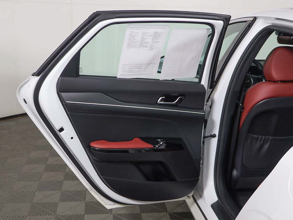 Used 2025 Kia K5 GT-Line w/ GT-Line Premium Package FWD image 23