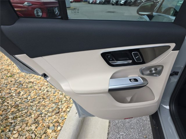New 2026 Mercedes-Benz GLC 300 4MATIC image 12