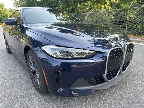 Used 2023 BMW i4 eDrive35 w/ Premium Package RWD image 6