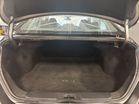 Used 2025 Nissan Sentra SV image 30