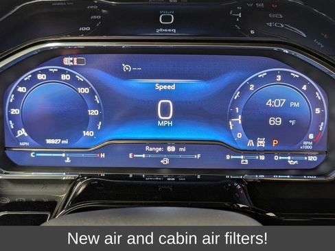 Used 2025 Chevrolet Silverado 1500 ZR2 w/ Technology Package AWD/4WD image 3