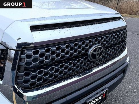 Used 2021 Toyota Tundra SR5 w/ TRD Off-Road Package image 29