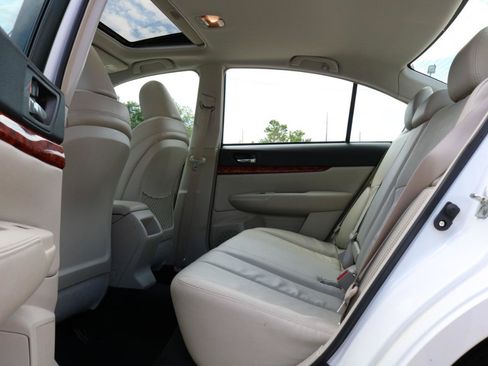 Used 2011 Subaru Legacy 2.5i Limited AWD/4WD image 37