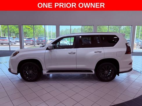 Certified 2023 Lexus GX 460 Premium w/ Accessory Package AWD/4WD image 5