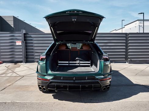 Used 2023 Lamborghini Urus S image 17