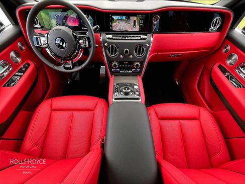 New 2026 Rolls-Royce Cullinan AWD/4WD image 5
