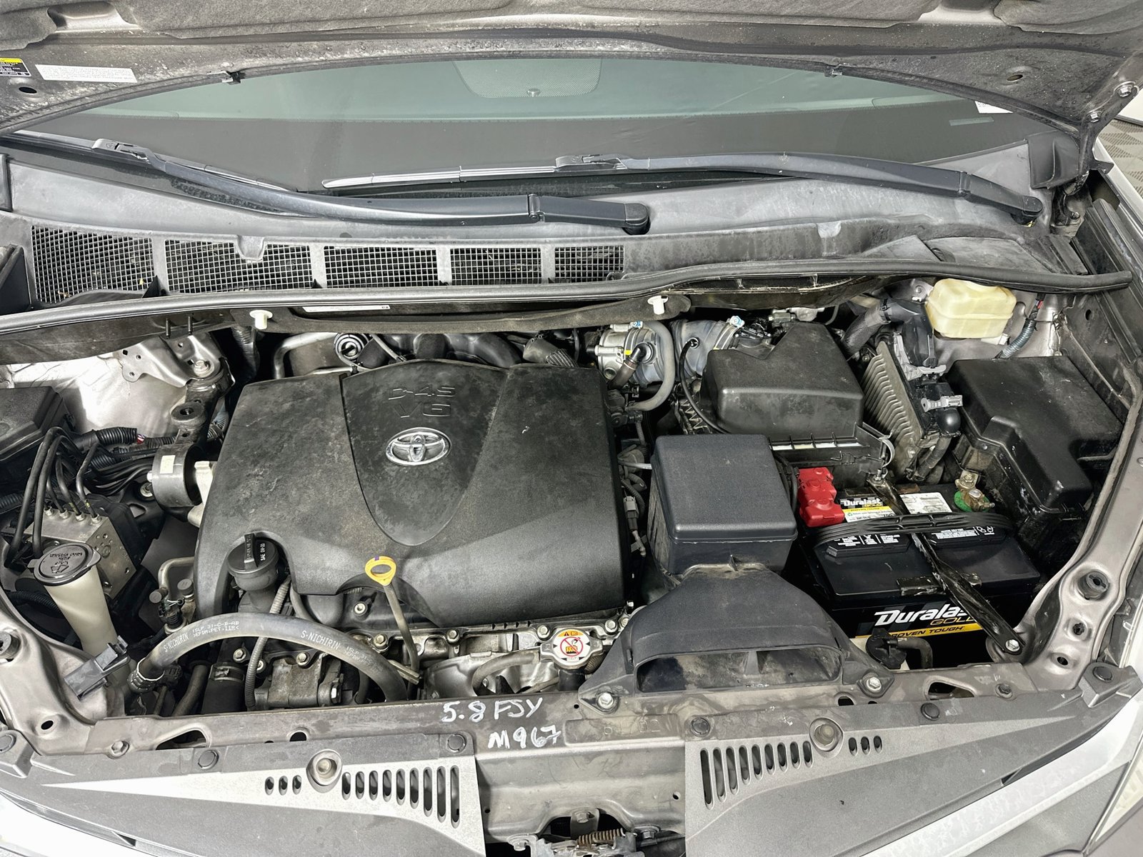 Used 2018 Toyota Sienna XLE Premium AWD/4WD image 32