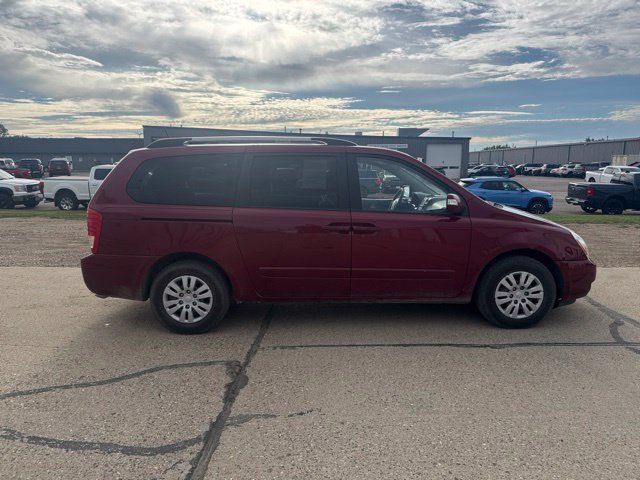 Used 2011 Kia Sedona LX FWD image 12