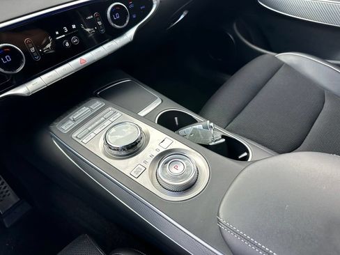 Used 2023 Genesis GV70 2.5T w/ Sport Prestige Package AWD/4WD image 34