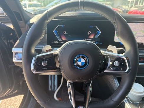 Certified 2024 BMW 750e xDrive AWD/4WD image 7