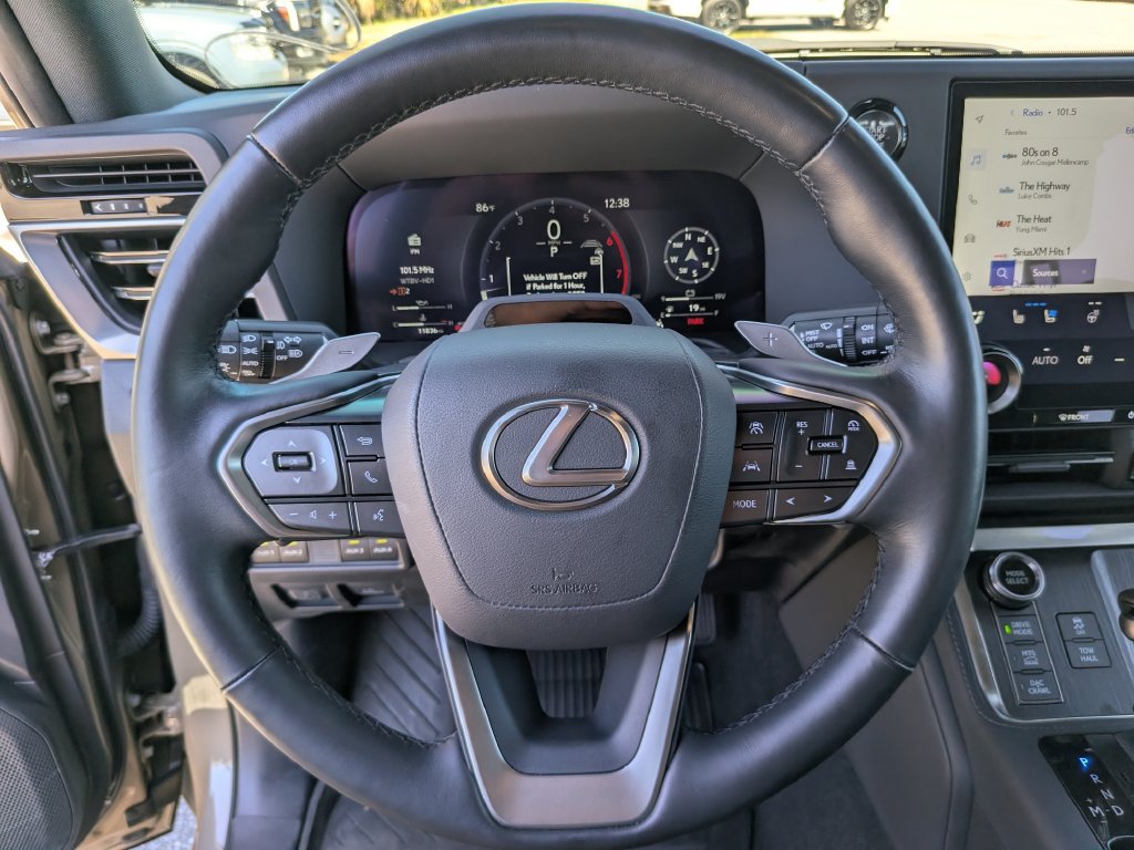 Used 2026 Lexus GX 550 AWD/4WD image 29