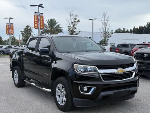 Used 2018 Chevrolet Colorado LT w/ LT Convenience Package RWD image 4